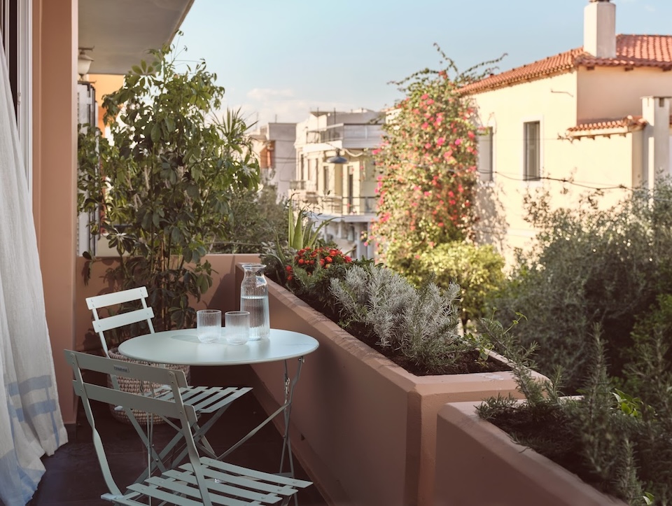 A04.11.2.960.NEW BALCONY